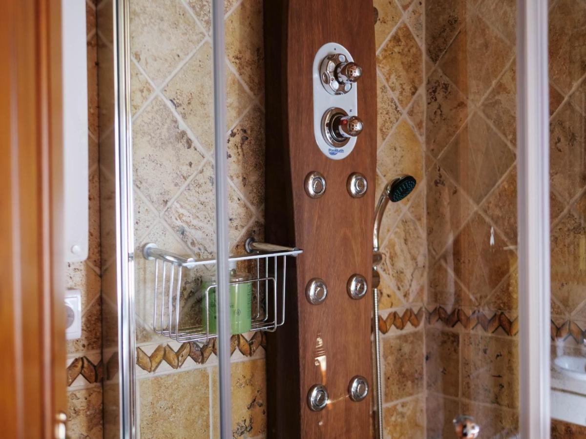 Apartamentos Turisticos Tronca Luxury Granada Eksteriør bilde